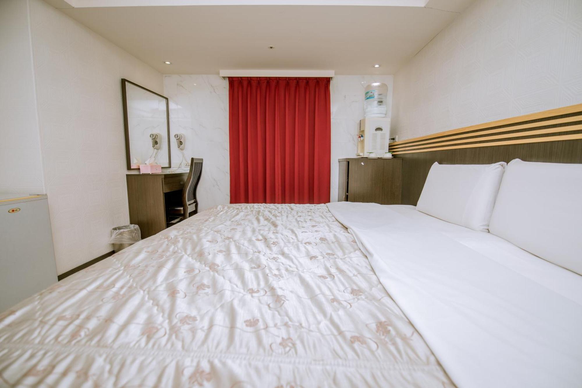 Guide Hotel Taoyuan Fuxing Phòng bức ảnh