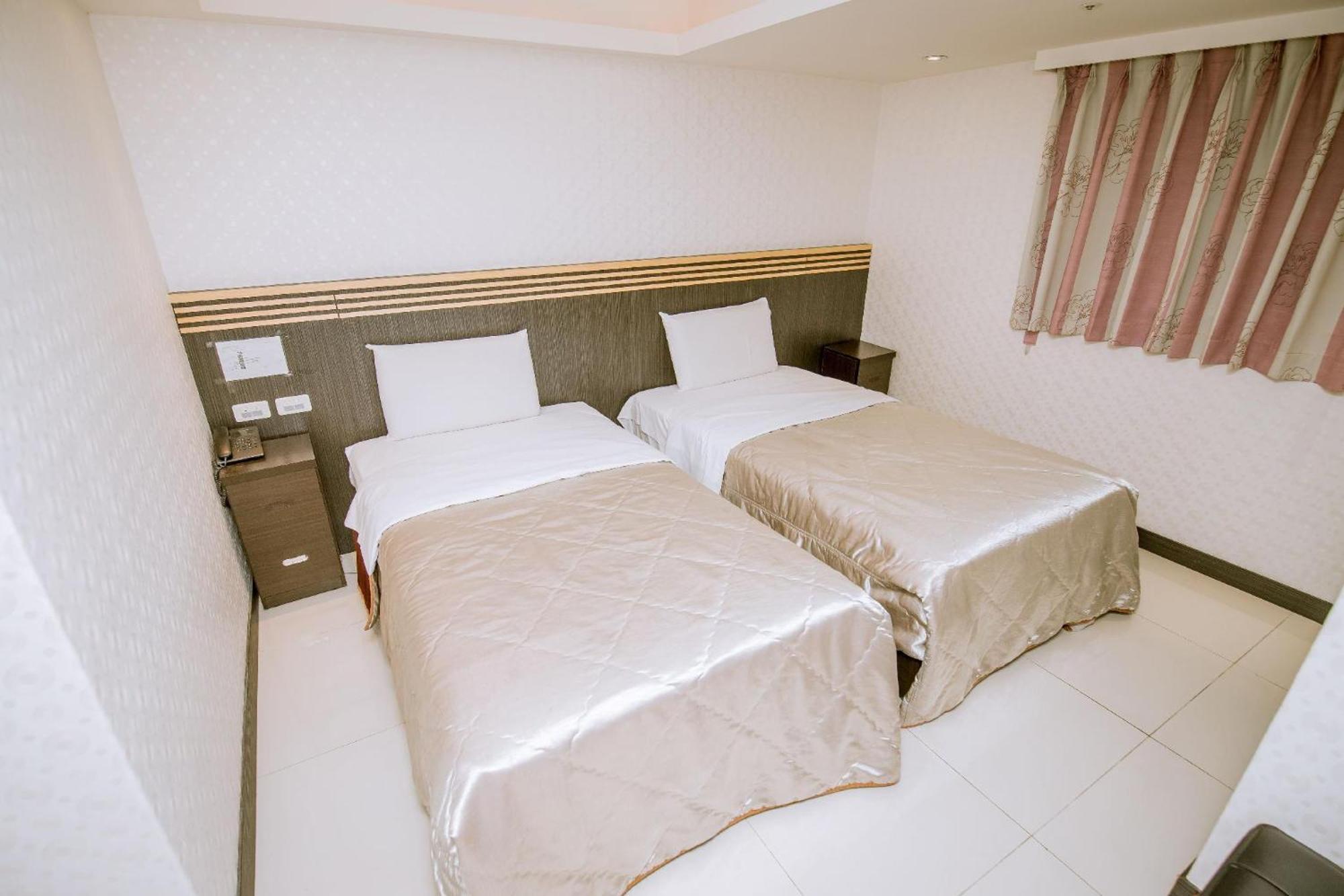 Guide Hotel Taoyuan Fuxing Phòng bức ảnh