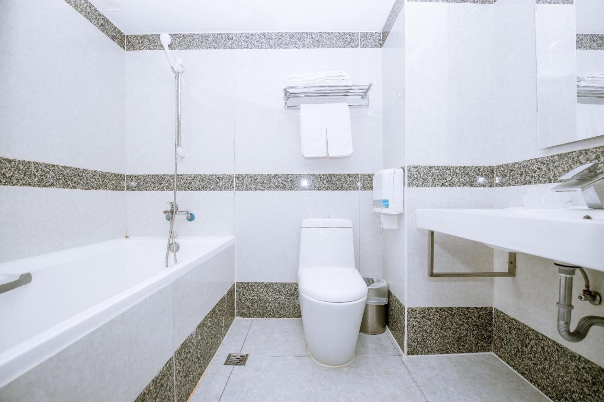 Guide Hotel Taoyuan Fuxing Phòng bức ảnh