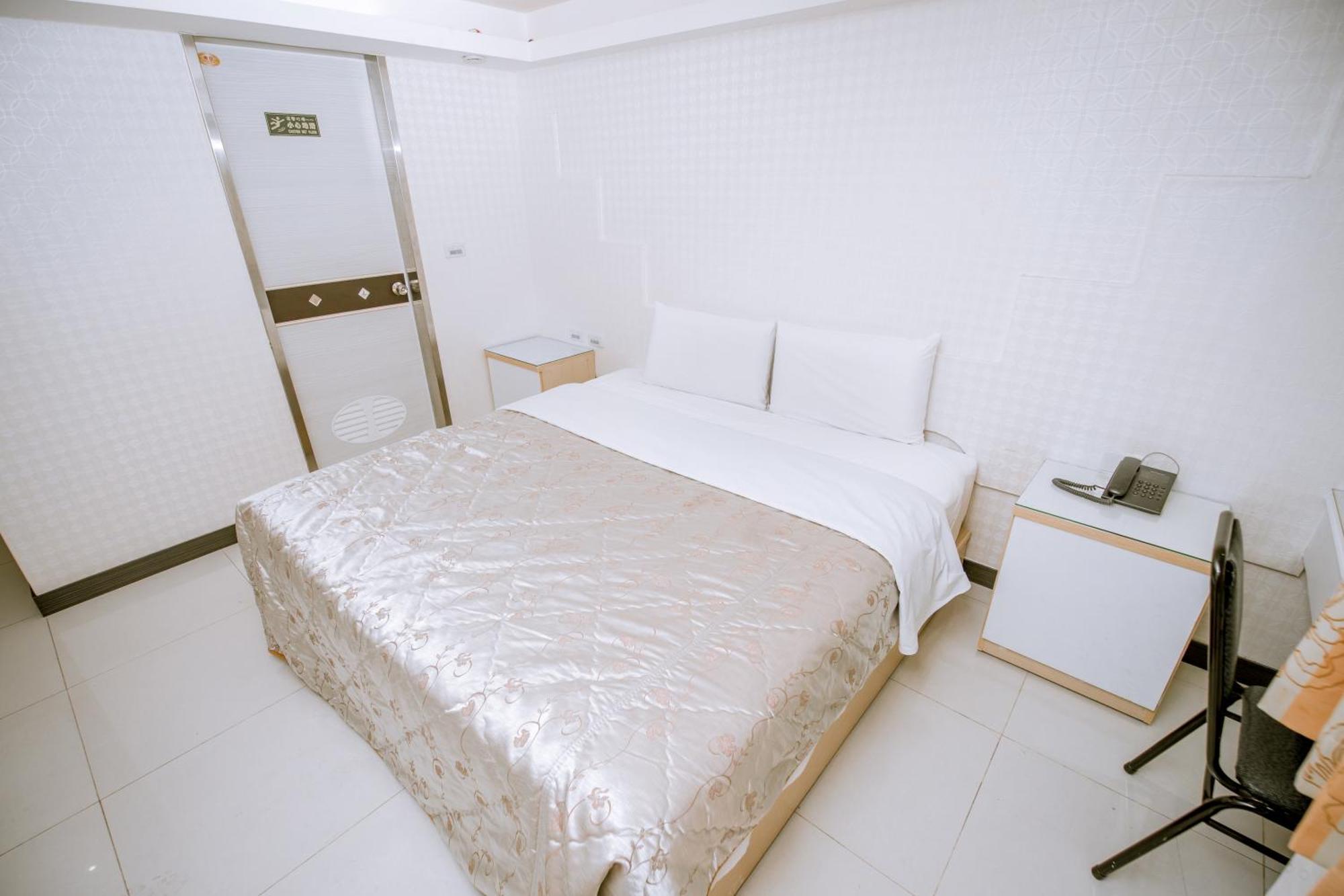 Guide Hotel Taoyuan Fuxing Phòng bức ảnh