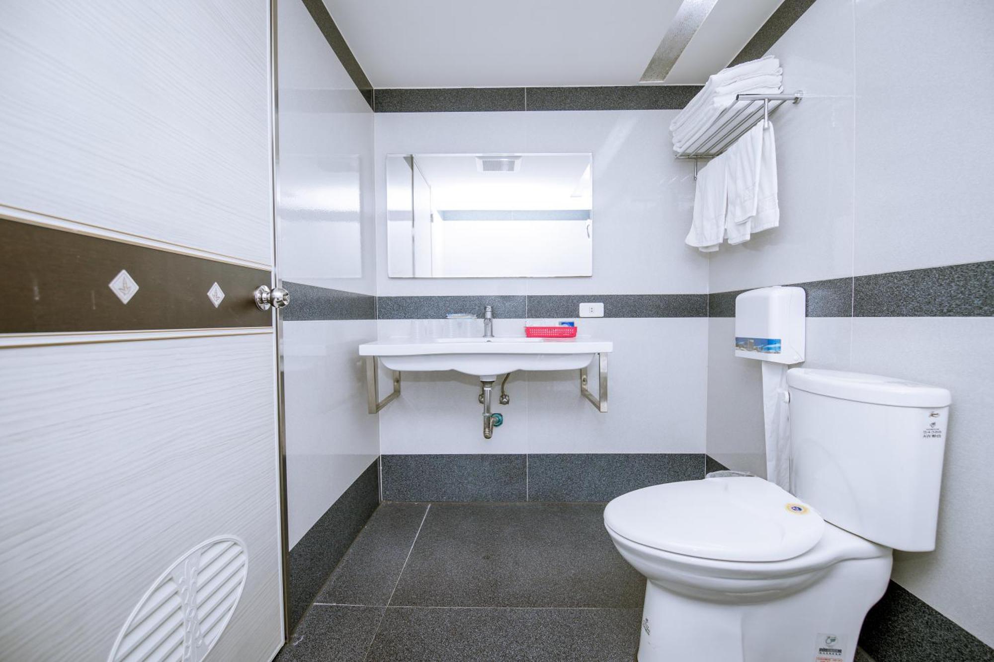 Guide Hotel Taoyuan Fuxing Phòng bức ảnh